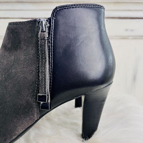 Franco Sarto Black & Gray Suede & Leather Side Zip Heeled Booties Womens Size 9M - Picture 2 of 8